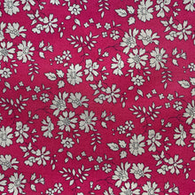 Charger l&#39;image dans la galerie, Liberty Tana Lawn - Capel F | par 1/4 mètre (25 cm)
